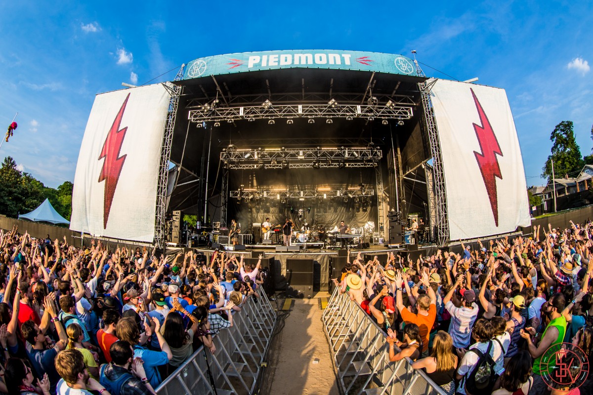 PHOTO GALLERY :: TV on the Radio at Shaky Knees 2015  + live videos